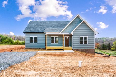 Photo of 10606 Leesville RD, Lynch Station, VA 24571 (MLS # 924605)