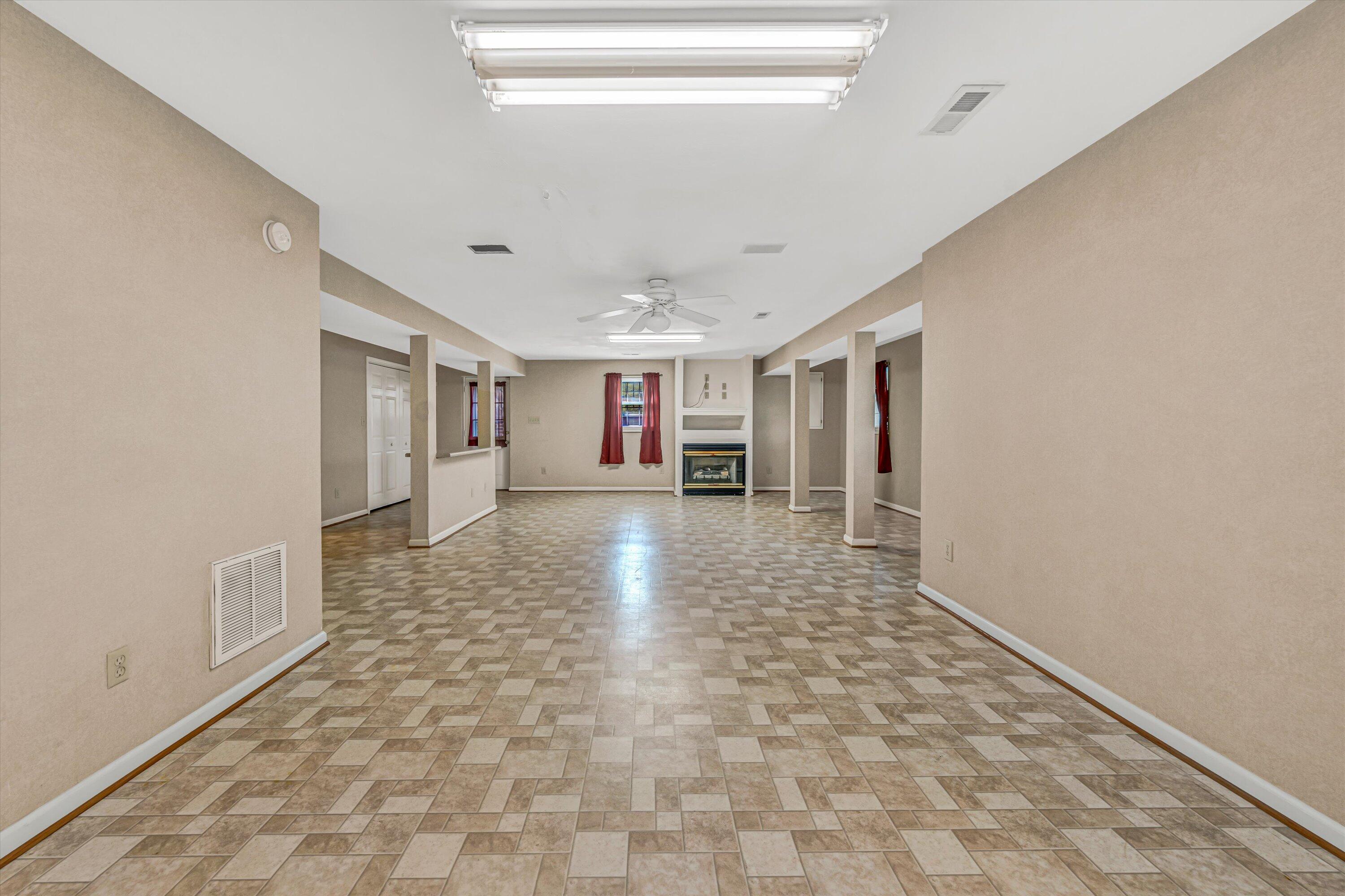 5508 Rome Dr, Roanoke, Virginia image 25