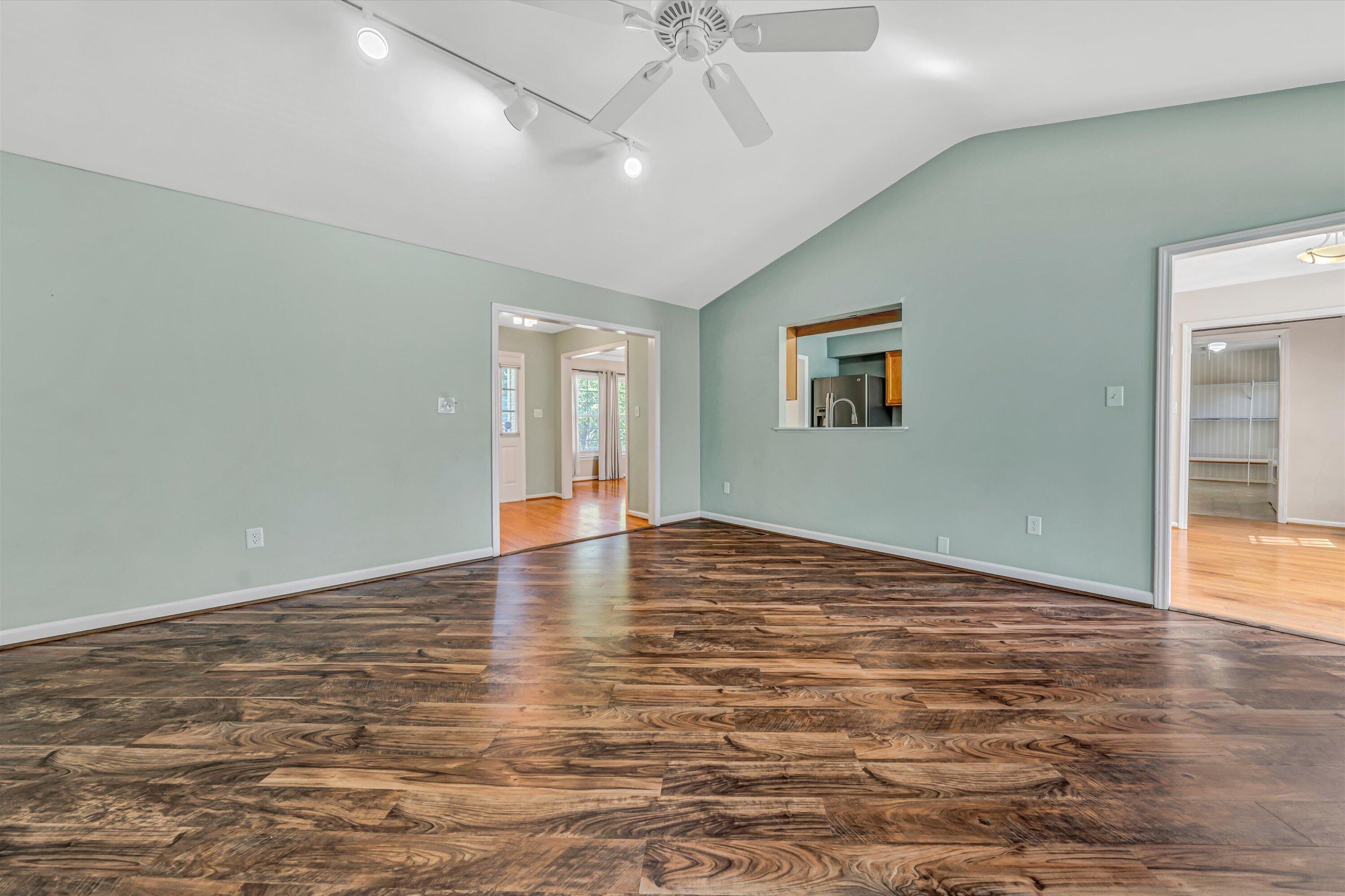 5508 Rome Dr, Roanoke, Virginia image 7