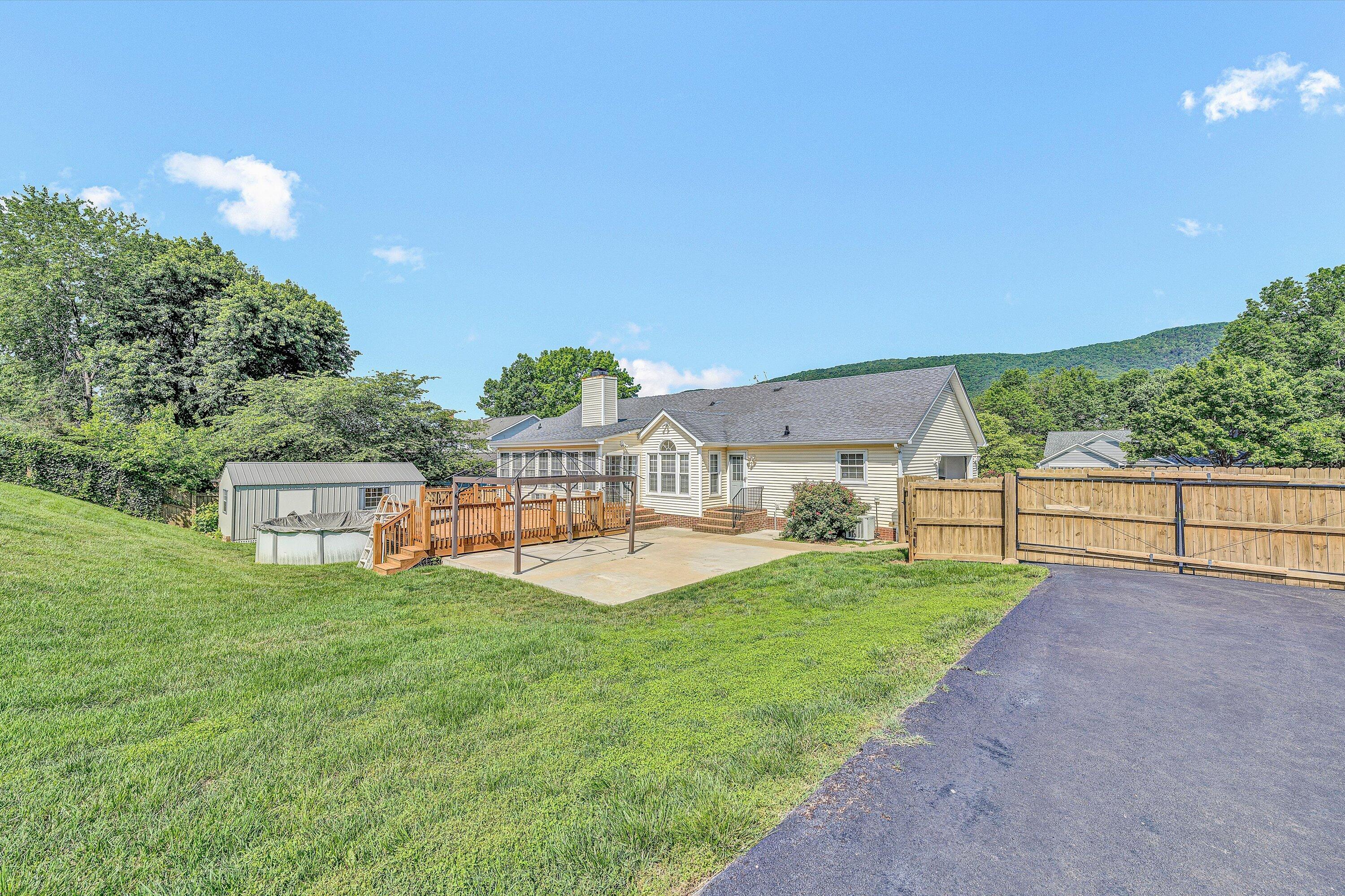 5508 Rome Dr, Roanoke, Virginia image 34