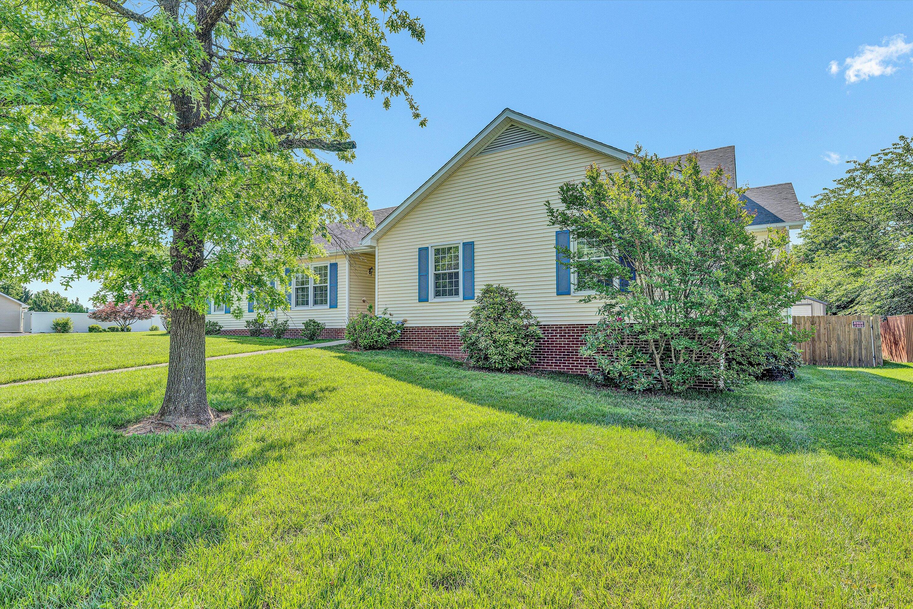 5508 Rome Dr, Roanoke, Virginia image 3