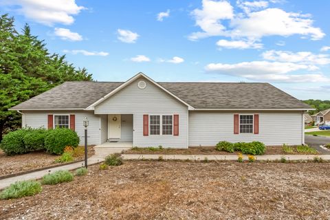 Photo of 200 Century Court Ct, Wytheville, VA 24382 (MLS # 922284)