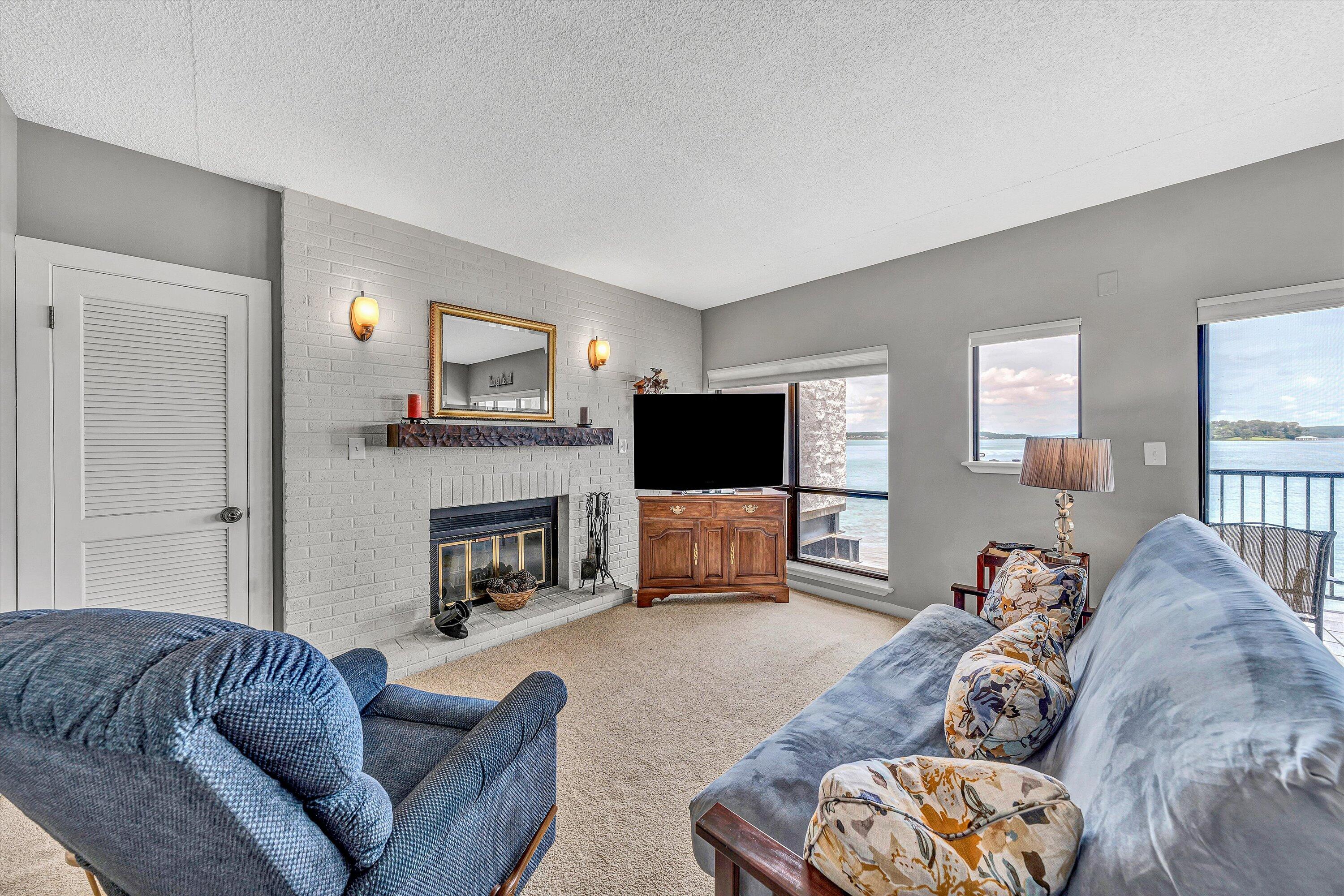 Penhook, Virginia 24137, United States, 2 Bedrooms Bedrooms, ,2 BathroomsBathrooms,Residential,Active,152220