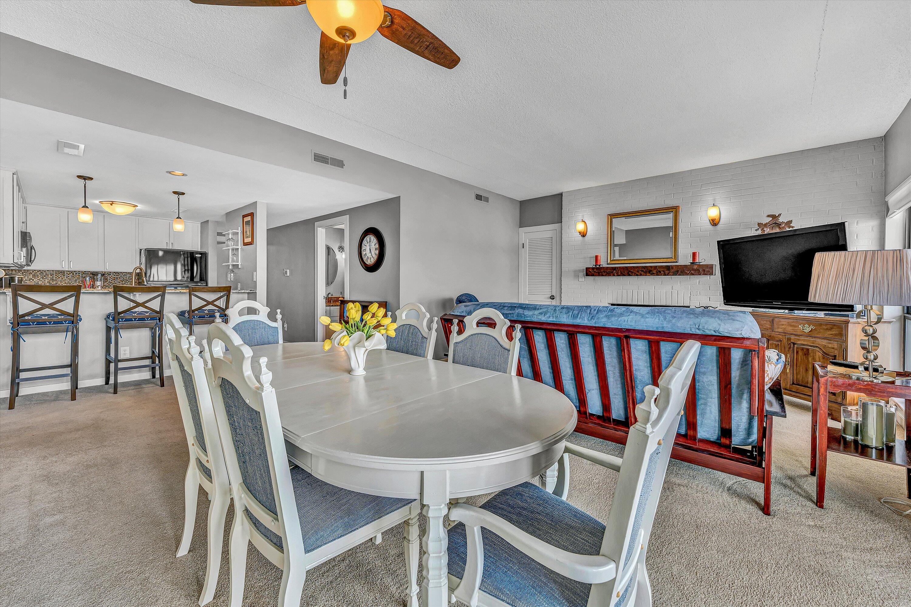 Penhook, Virginia 24137, United States, 2 Bedrooms Bedrooms, ,2 BathroomsBathrooms,Residential,Active,152220