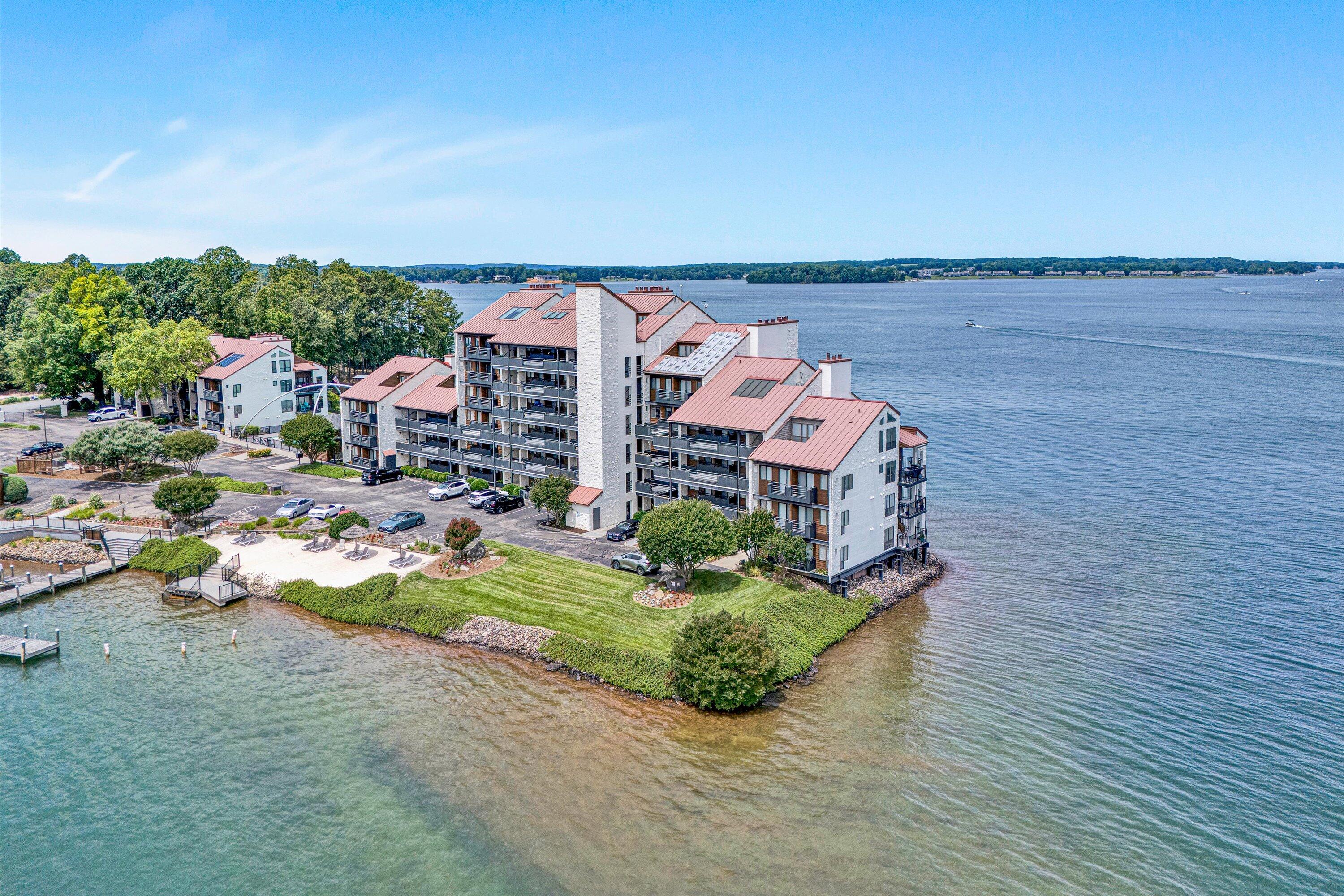 Penhook, Virginia 24137, United States, 2 Bedrooms Bedrooms, ,2 BathroomsBathrooms,Residential,Active,152220