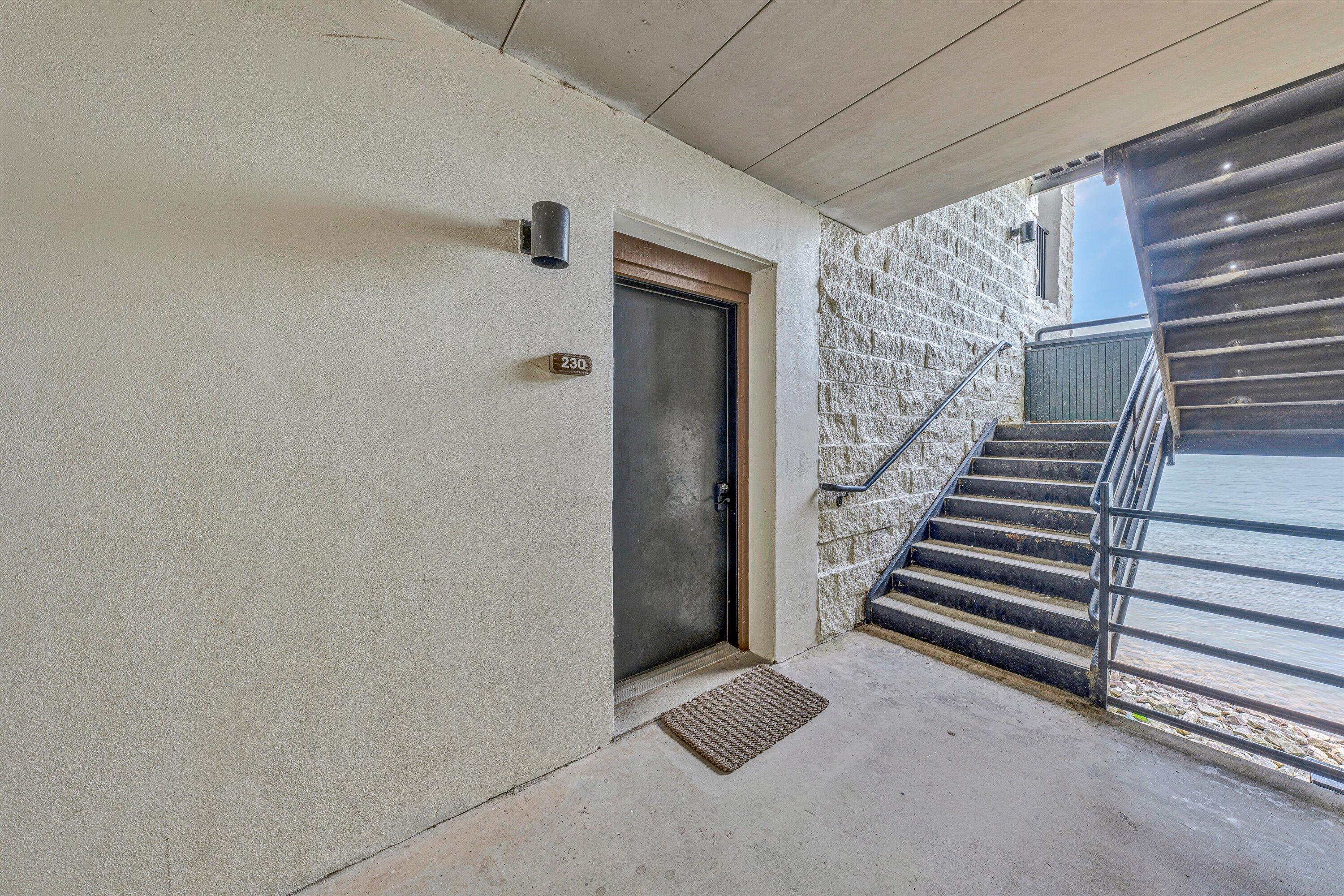 Penhook, Virginia 24137, United States, 2 Bedrooms Bedrooms, ,2 BathroomsBathrooms,Residential,Active,152220