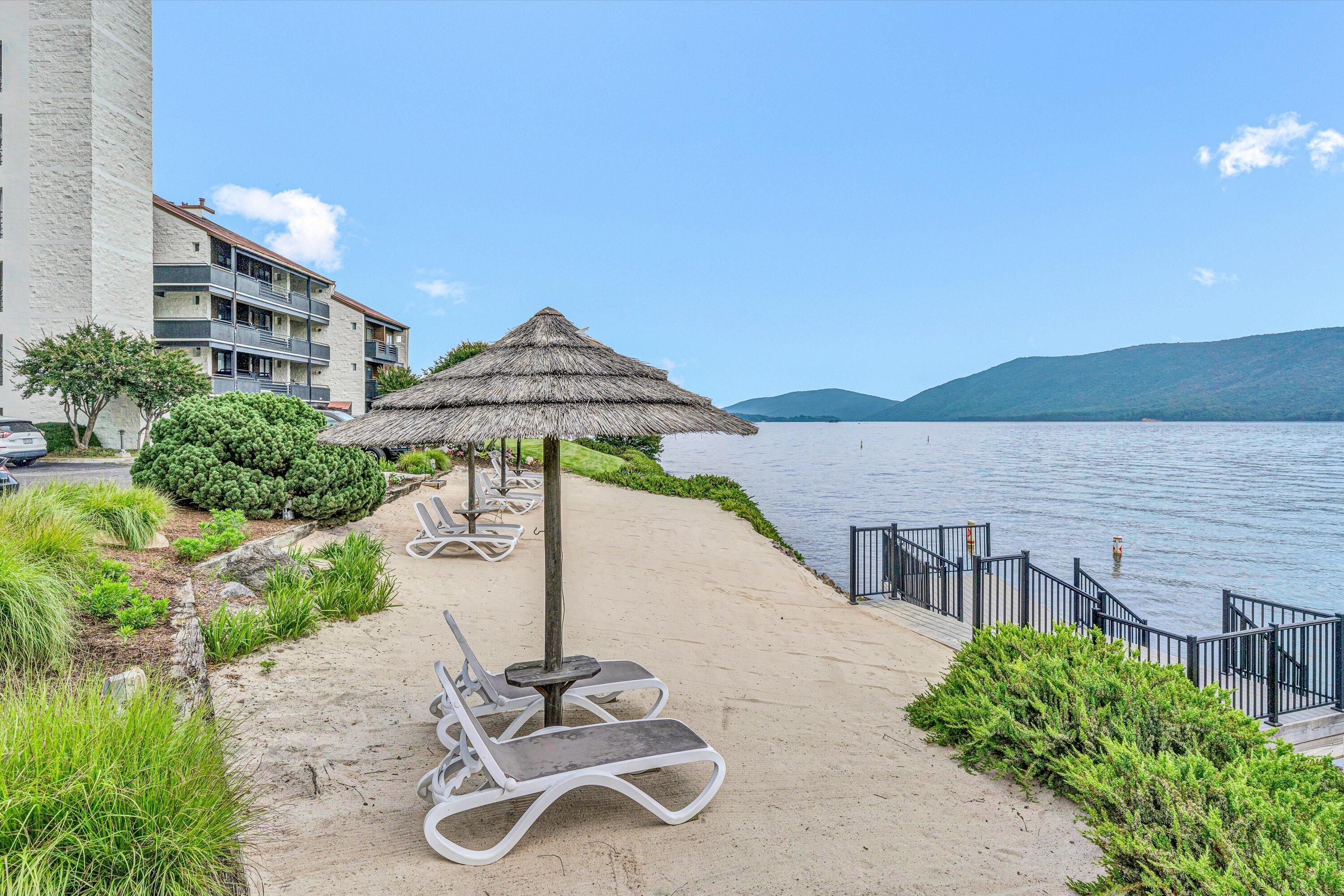 Penhook, Virginia 24137, United States, 2 Bedrooms Bedrooms, ,2 BathroomsBathrooms,Residential,Active,152220