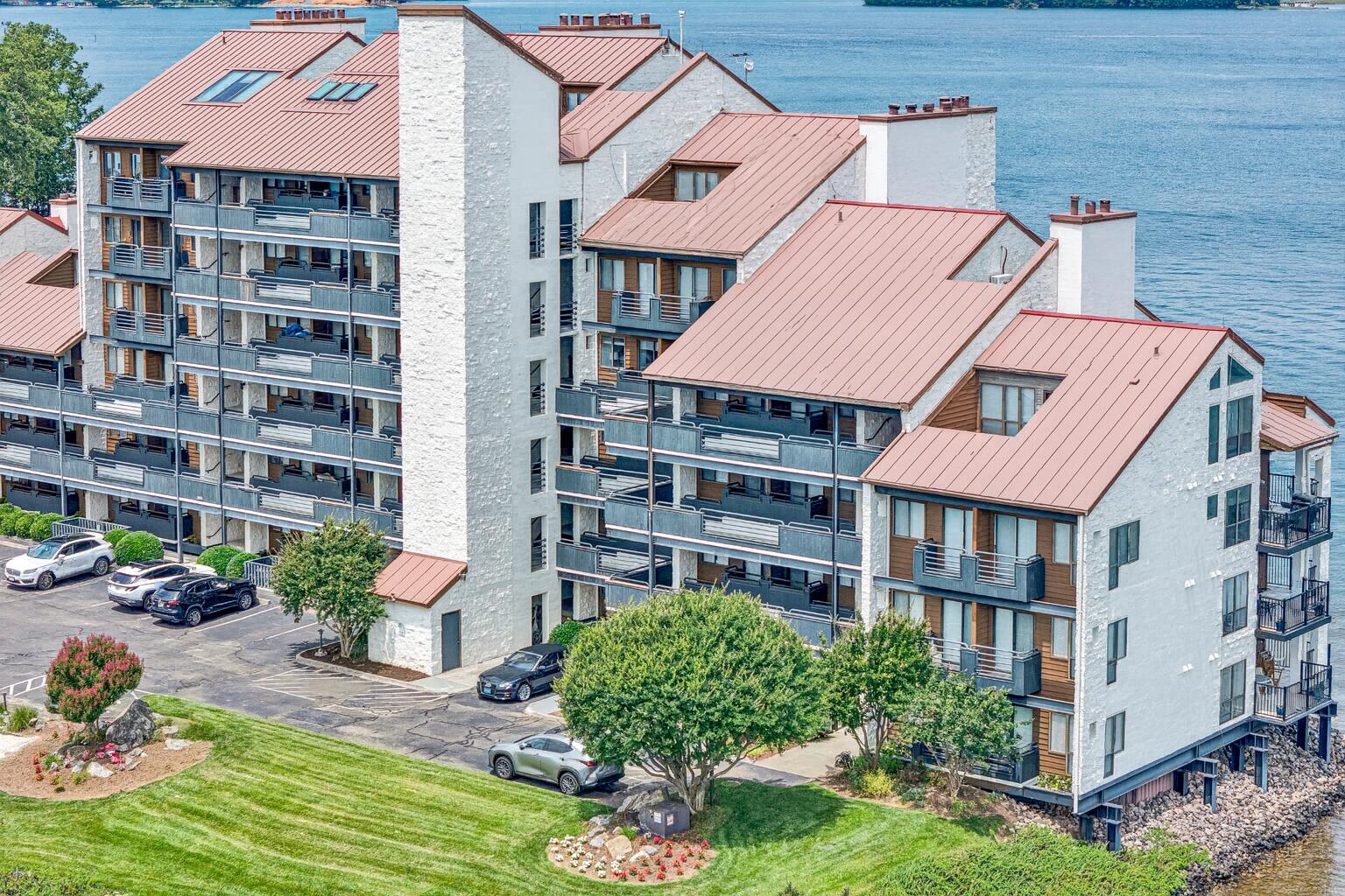 Penhook, Virginia 24137, United States, 2 Bedrooms Bedrooms, ,2 BathroomsBathrooms,Residential,Active,152220