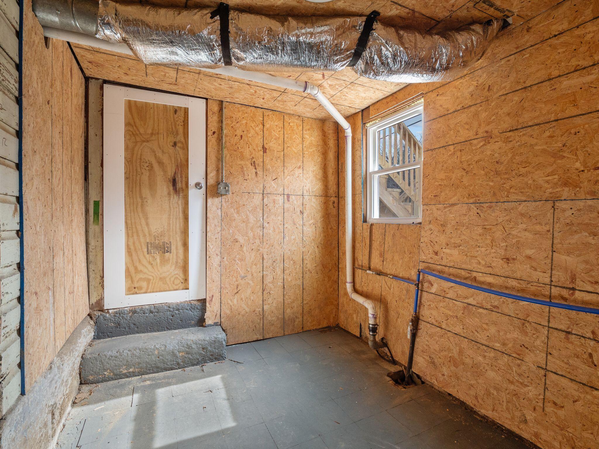 454 Tinker Ave, Vinton, Virginia image 16