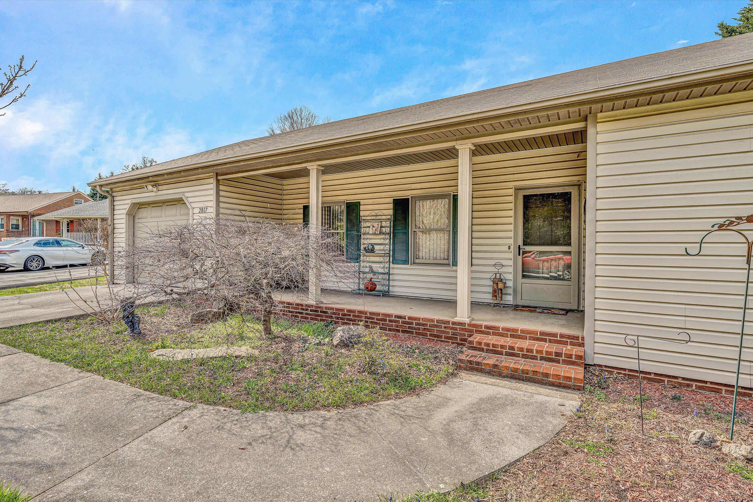 2807 Bluefield Blvd, Roanoke, Virginia image 3