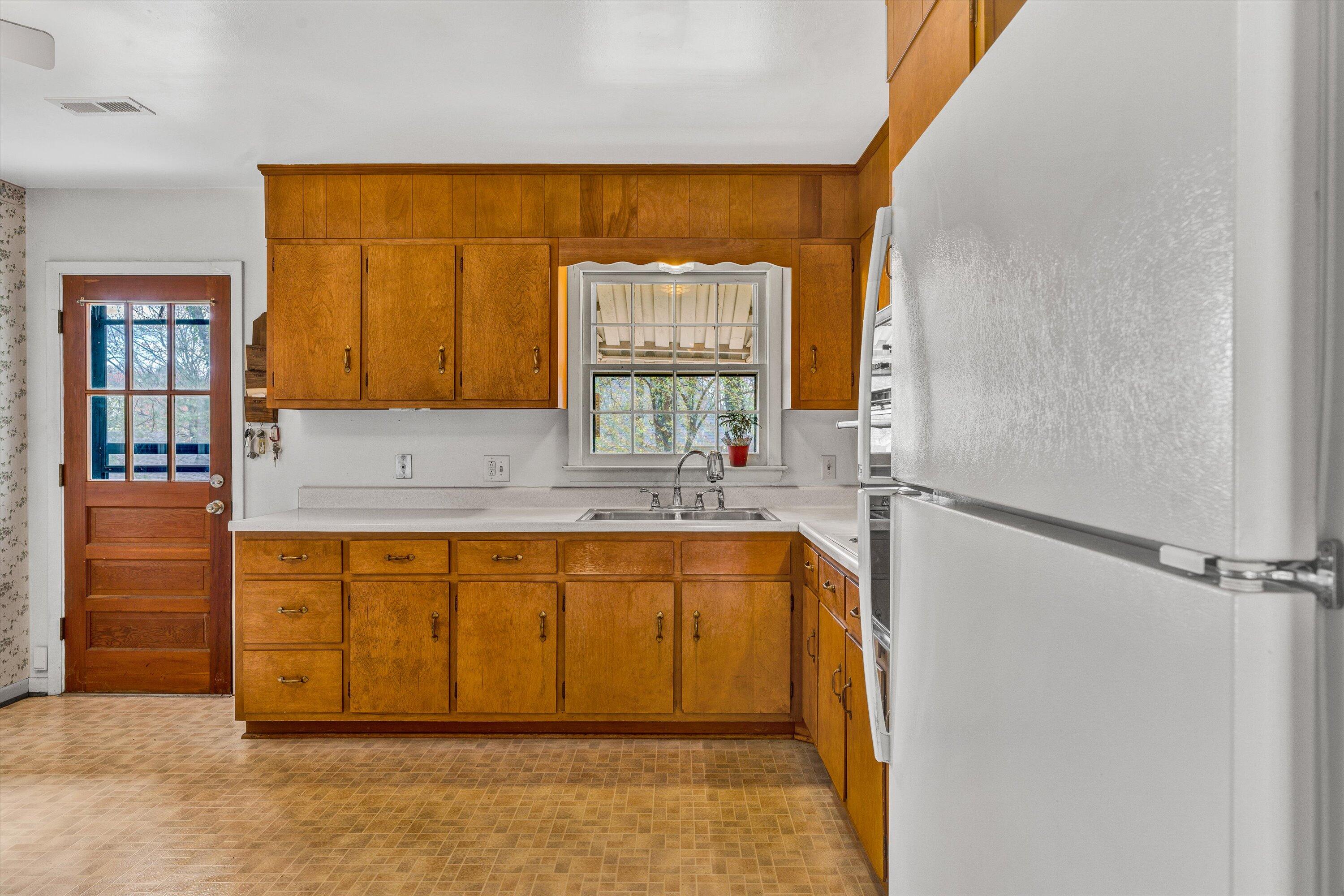 3508 Kenwick Trl, Roanoke, Virginia image 15
