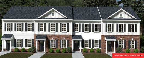 Townhouse For Sale - 3728 Greenway Dr<br/> Roanoke, VA 24018