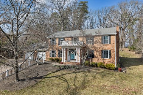 Homes For Sale - 6235 Hidden Valley Dr<br/> Roanoke County, Roanoke, VA 24018