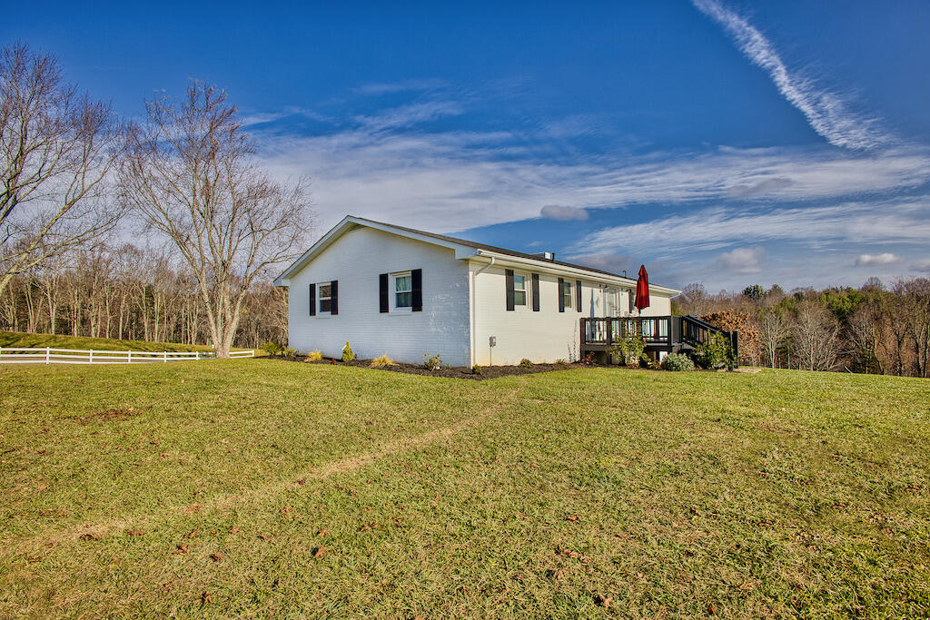 962 Sutphin Rd, Willis, Virginia image 25