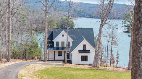 Homes For Sale - 1216 Runaway Bay Rd<br/> Lynch Station, VA 24571