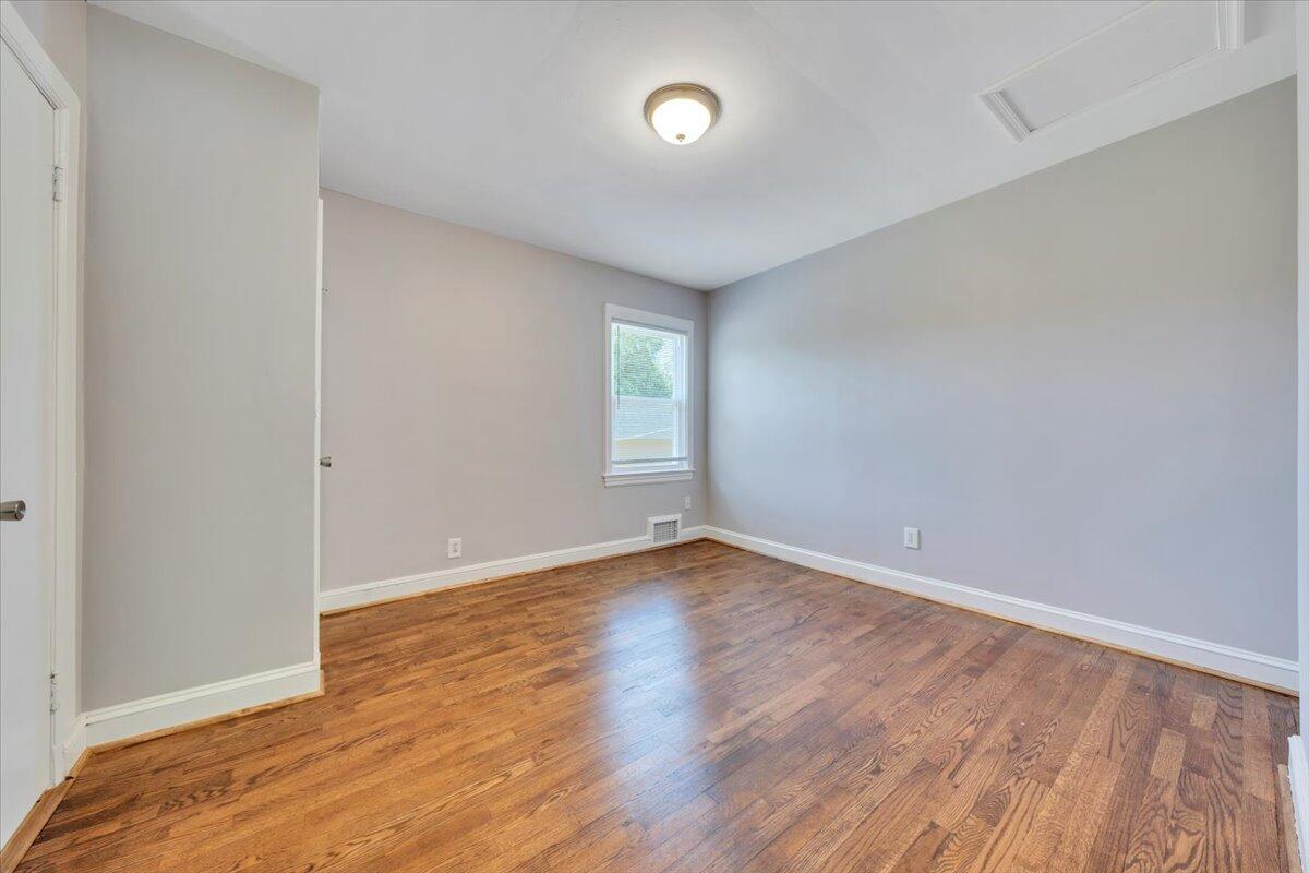 714 Parkview Ave, Martinsville, Virginia image 4