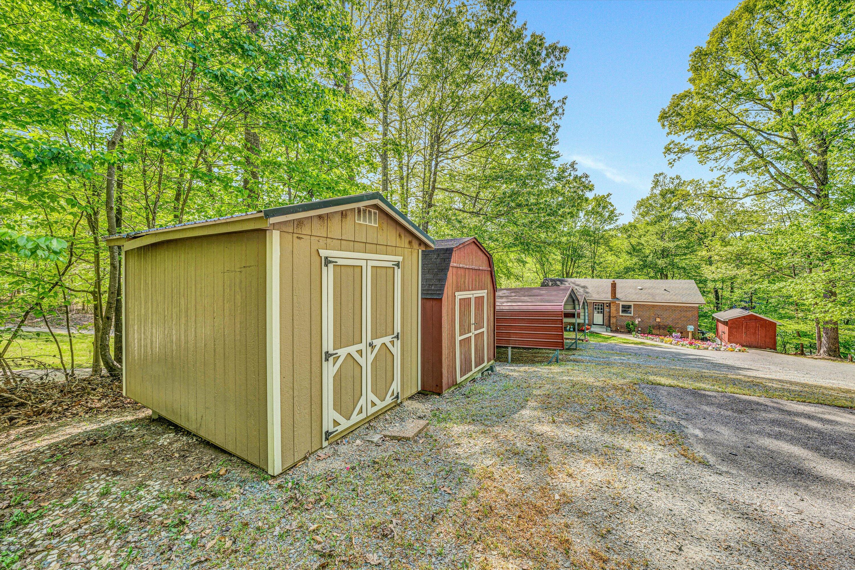 14 Kamp Branch Rd, Union Hall, Virginia image 42