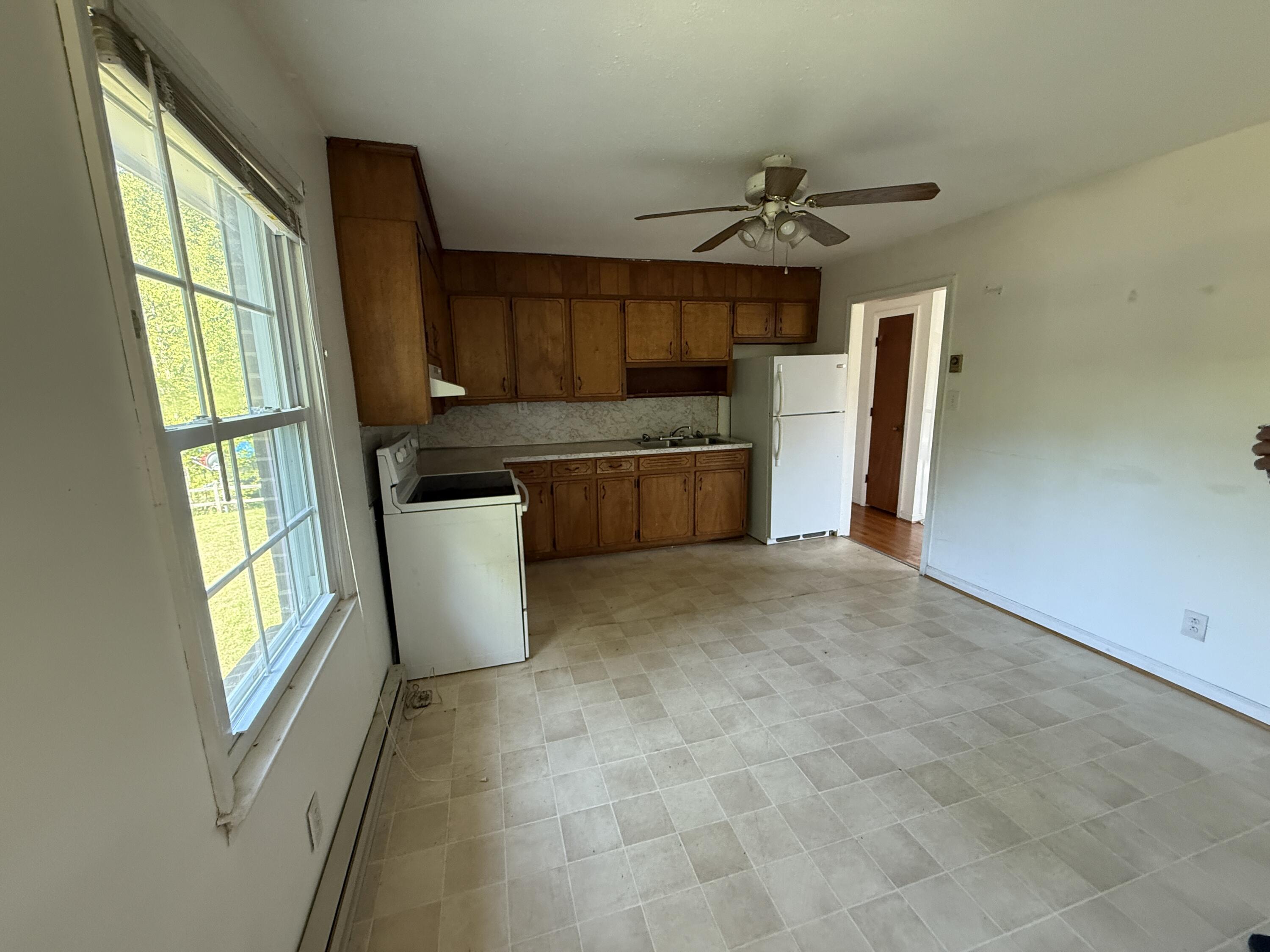 65 Pasadena Knoll Knl, Martinsville, Virginia image 2