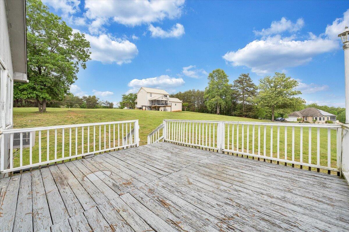 205 Park Shores Cir, Moneta, Virginia image 25