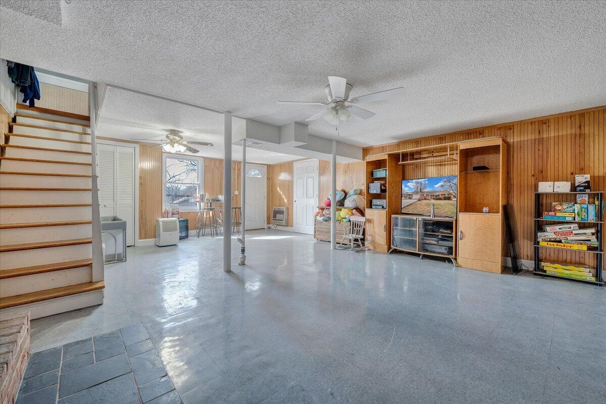 477 Lakeridge Cir, Troutville, Virginia image 29