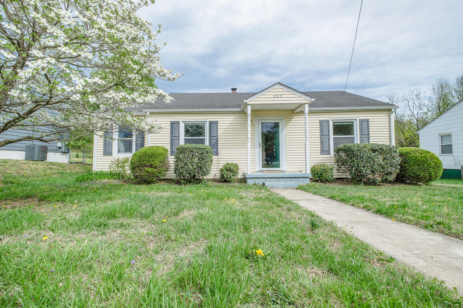 2312 Peach St, Salem, Virginia image 2