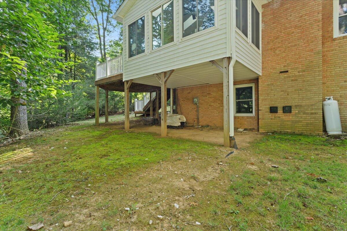 403 W Beaver Dam Ct, Goodview, Virginia image 36