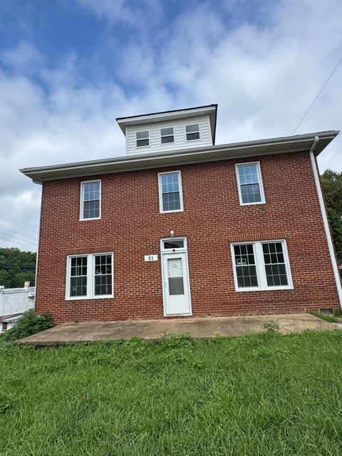 Apartment For Rent - 31 Linden Rd #3<br/> Bassett, VA 24055