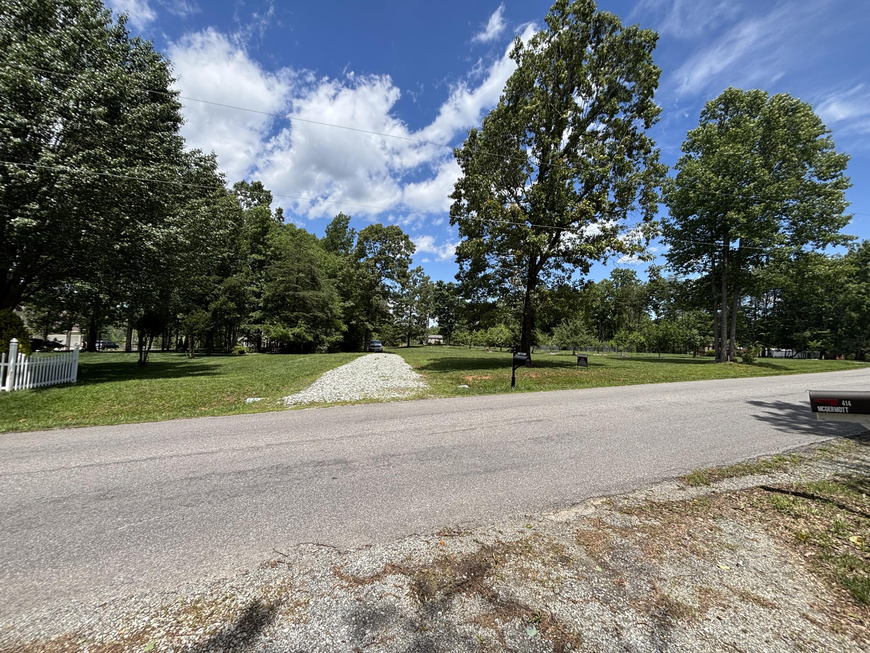 415 Strawberry Banks Dr, Moneta, Virginia image 3