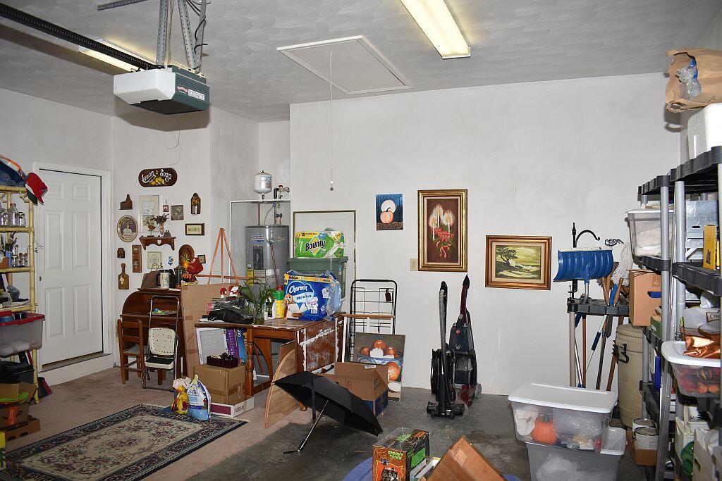 Roanoke, Virginia 24018, United States, 2 Bedrooms Bedrooms, ,2 BathroomsBathrooms,Residential,Pending,232180