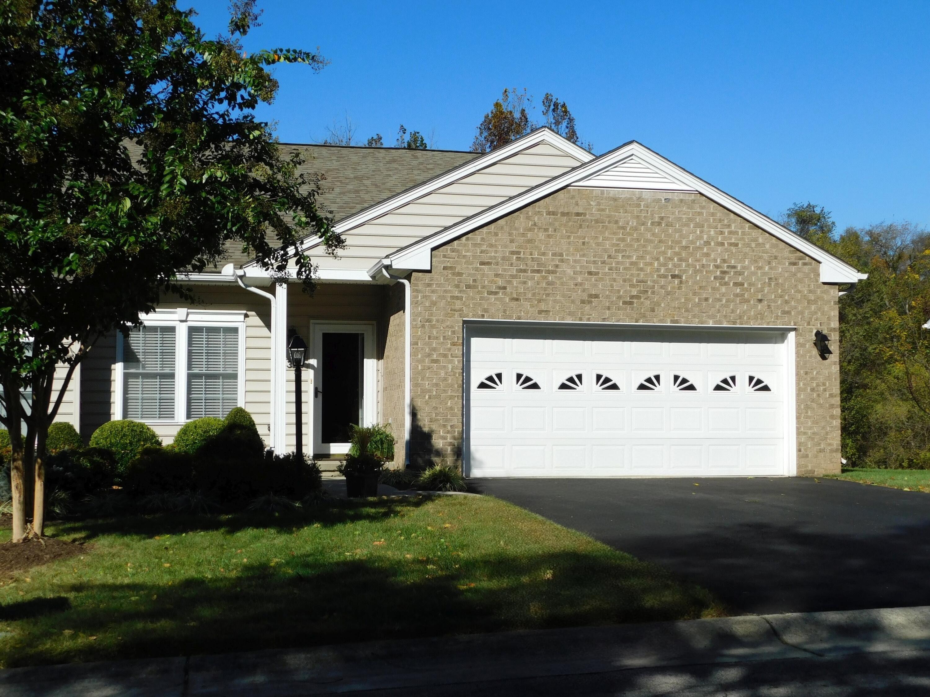 Roanoke, Virginia 24018, United States, 2 Bedrooms Bedrooms, ,2 BathroomsBathrooms,Residential,Pending,232180