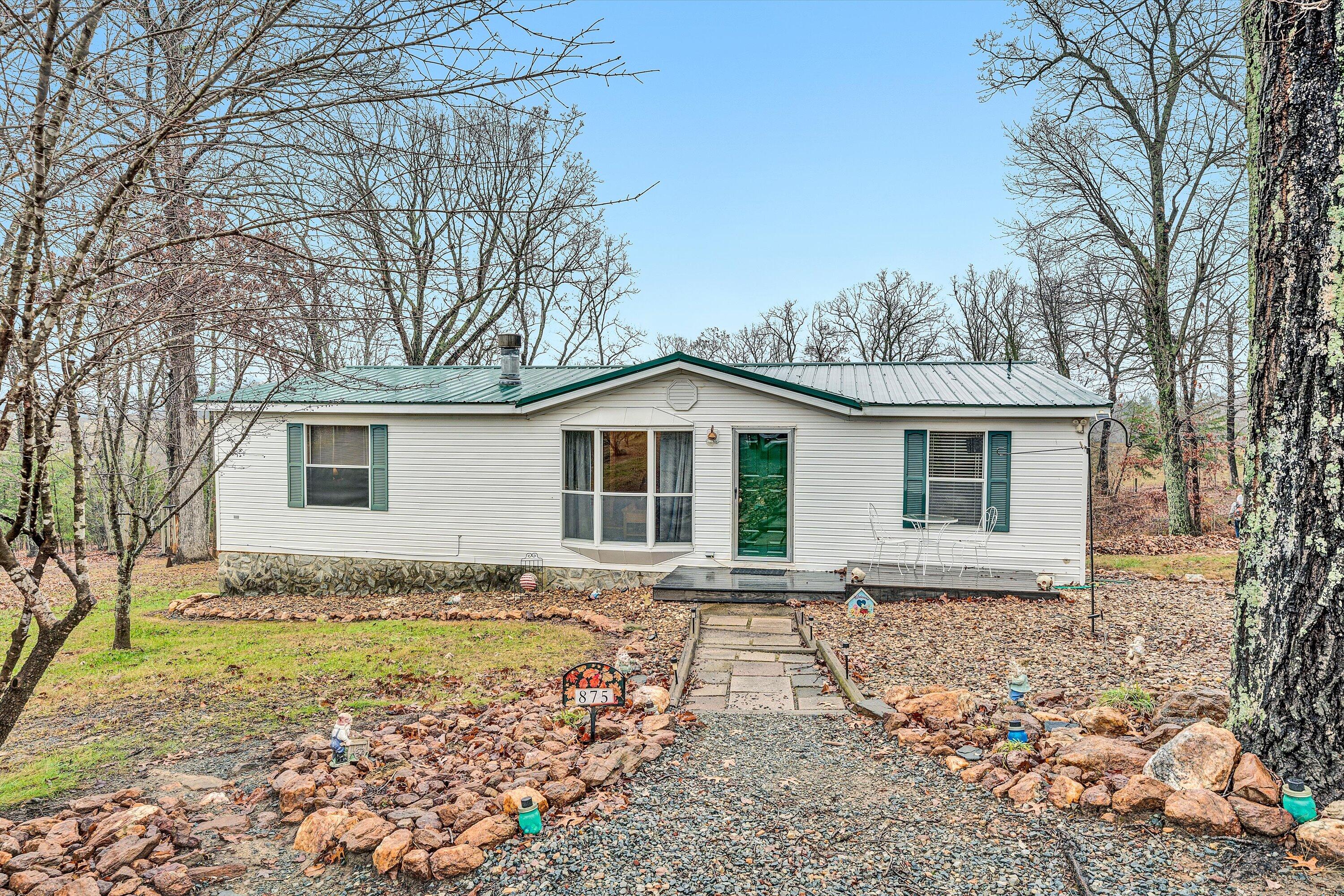 875 W Burnt Chimney Rd, Wirtz, Virginia image 1