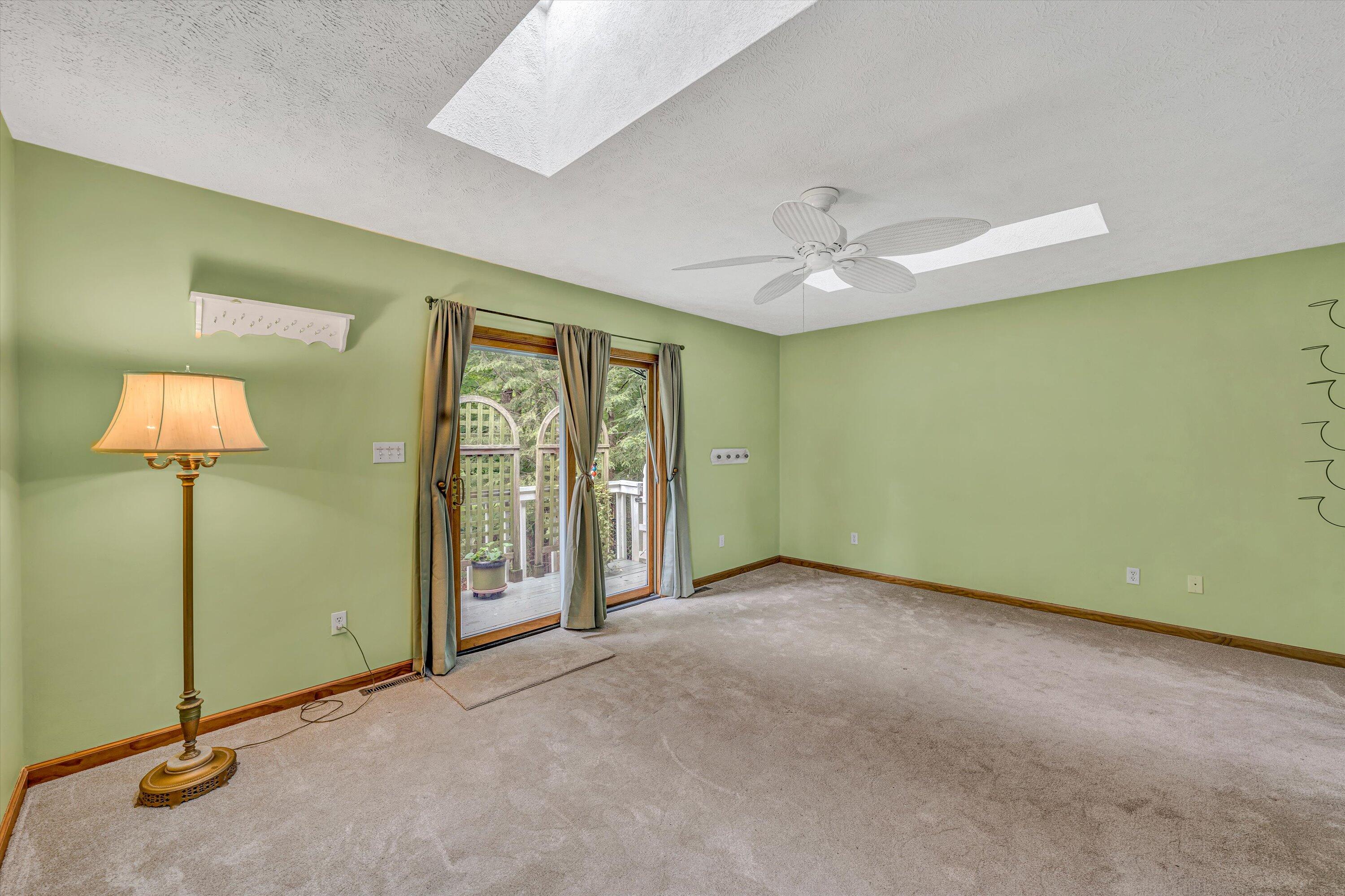 235 Waterwood Dr, Moneta, Virginia image 19