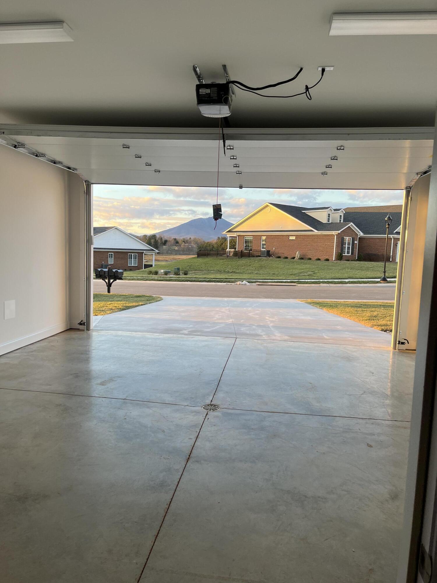 180 Villa Oak Cir, Bedford, Virginia image 33