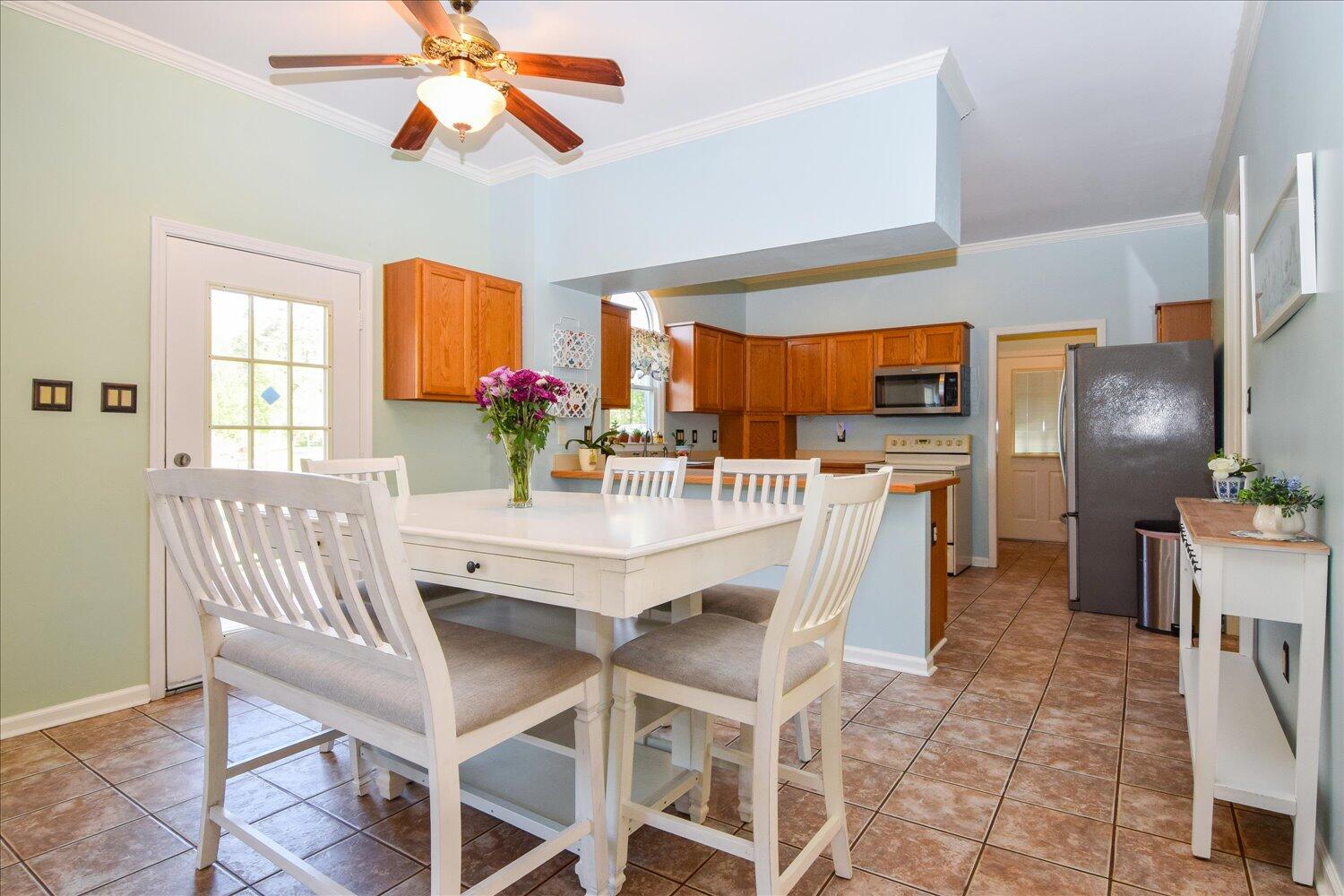 711 Coaling Rd, Troutville, Virginia image 12