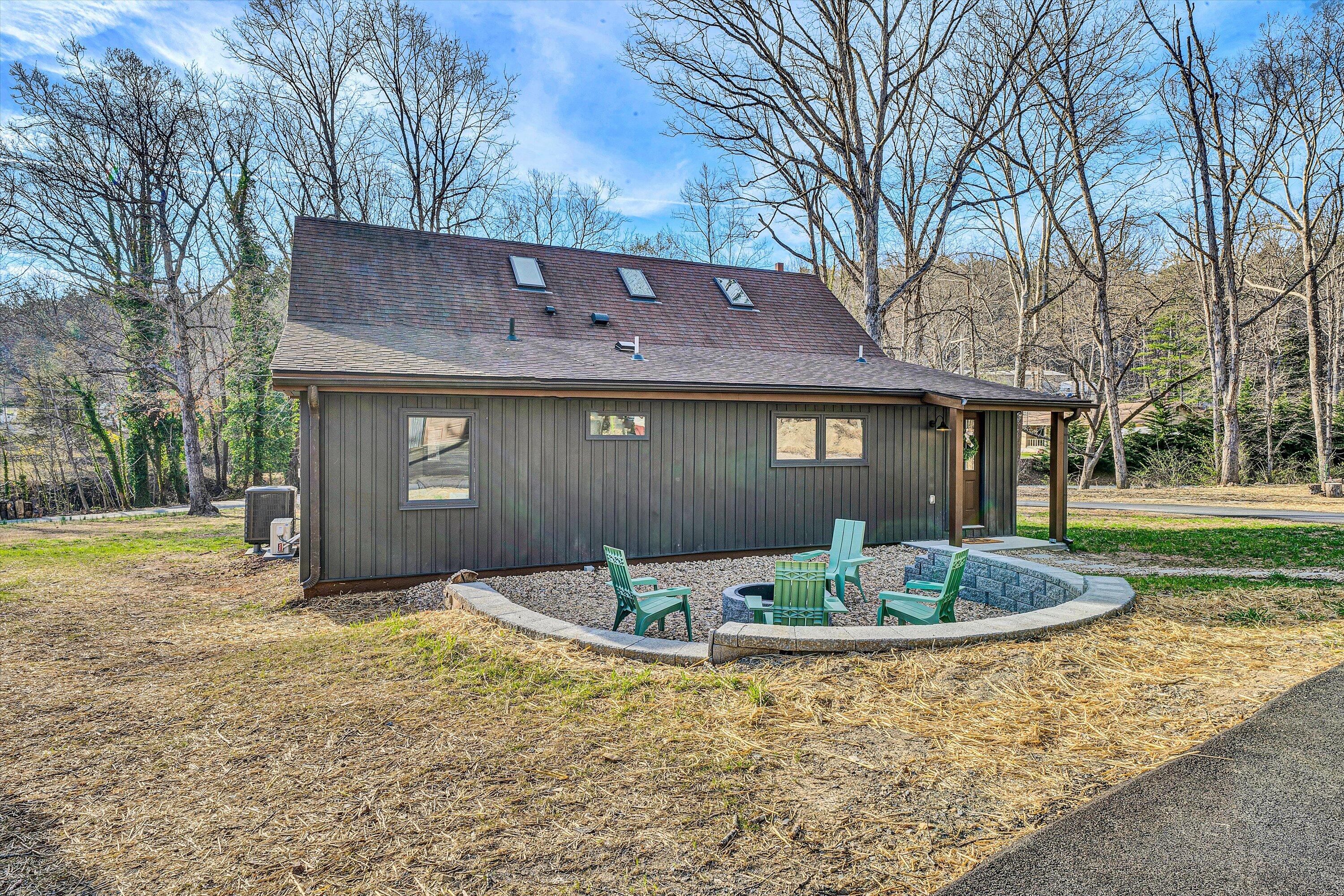 2512 Wildwood Rd, Salem, Virginia image 42