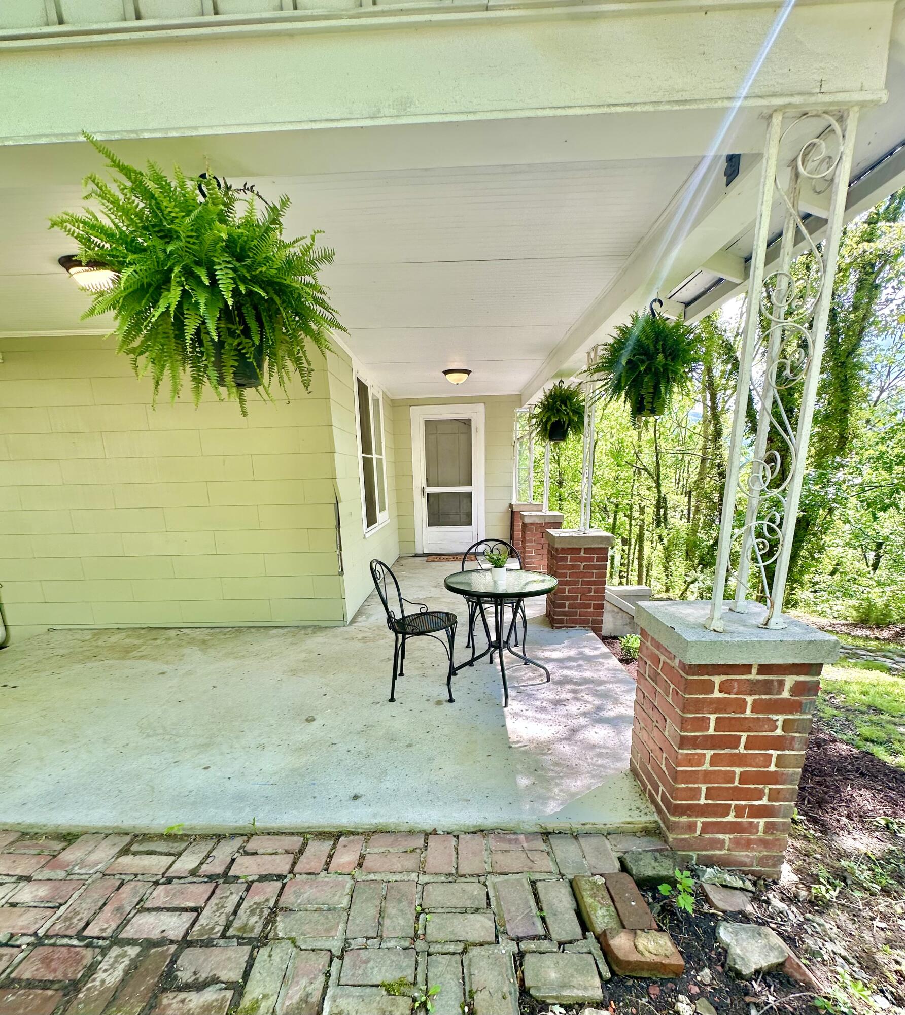704 Jefferson Ave, Clifton Forge, Virginia image 13