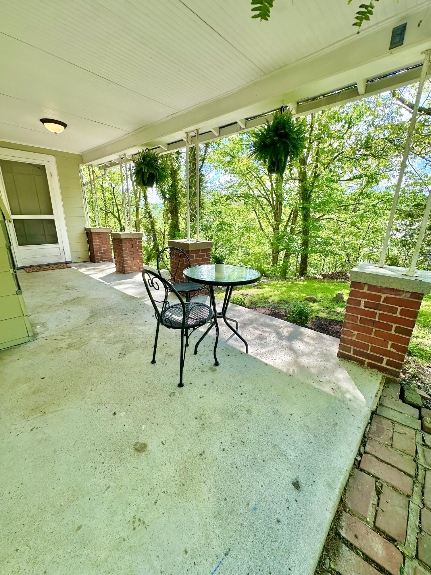704 Jefferson Ave, Clifton Forge, Virginia image 14