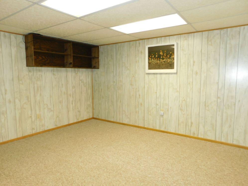 Roanoke, Virginia 24019, United States, 4 Bedrooms Bedrooms, ,3 BathroomsBathrooms,Residential,Pending,80445