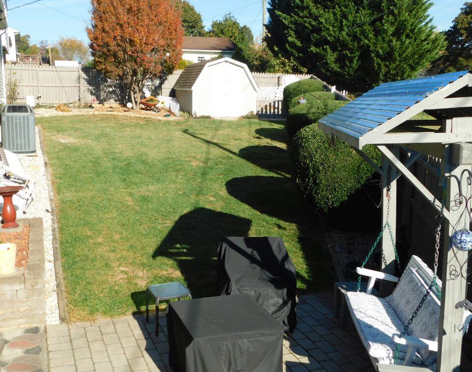 Roanoke, Virginia 24019, United States, 4 Bedrooms Bedrooms, ,3 BathroomsBathrooms,Residential,Pending,80445