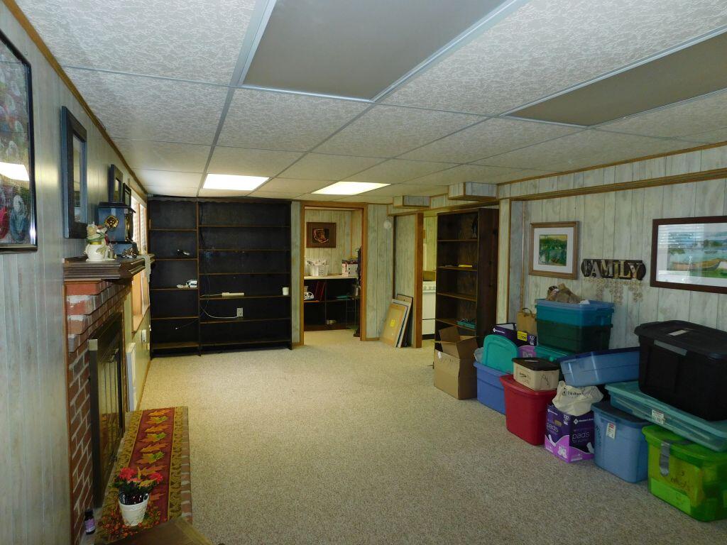 Roanoke, Virginia 24019, United States, 4 Bedrooms Bedrooms, ,3 BathroomsBathrooms,Residential,Pending,80445