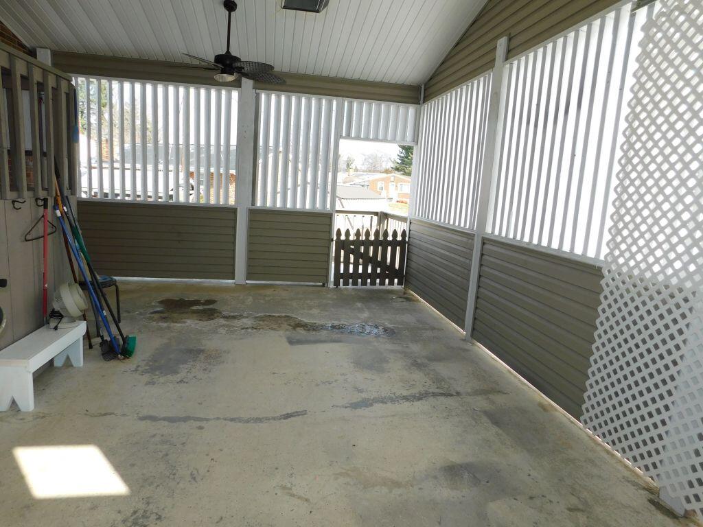 Roanoke, Virginia 24019, United States, 4 Bedrooms Bedrooms, ,3 BathroomsBathrooms,Residential,Pending,80445