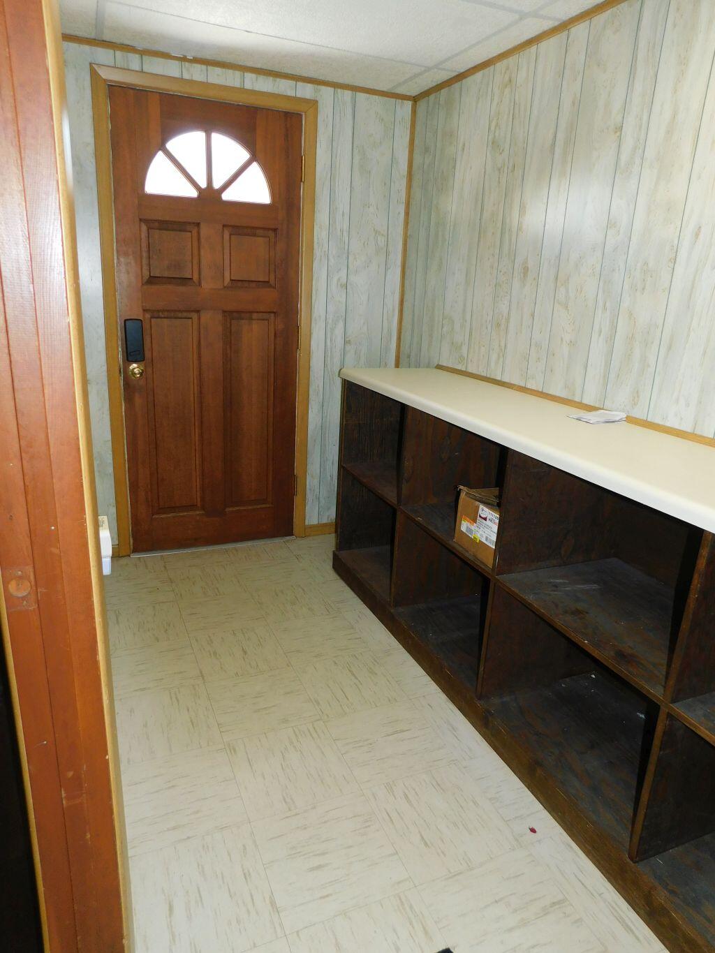 Roanoke, Virginia 24019, United States, 4 Bedrooms Bedrooms, ,3 BathroomsBathrooms,Residential,Pending,80445