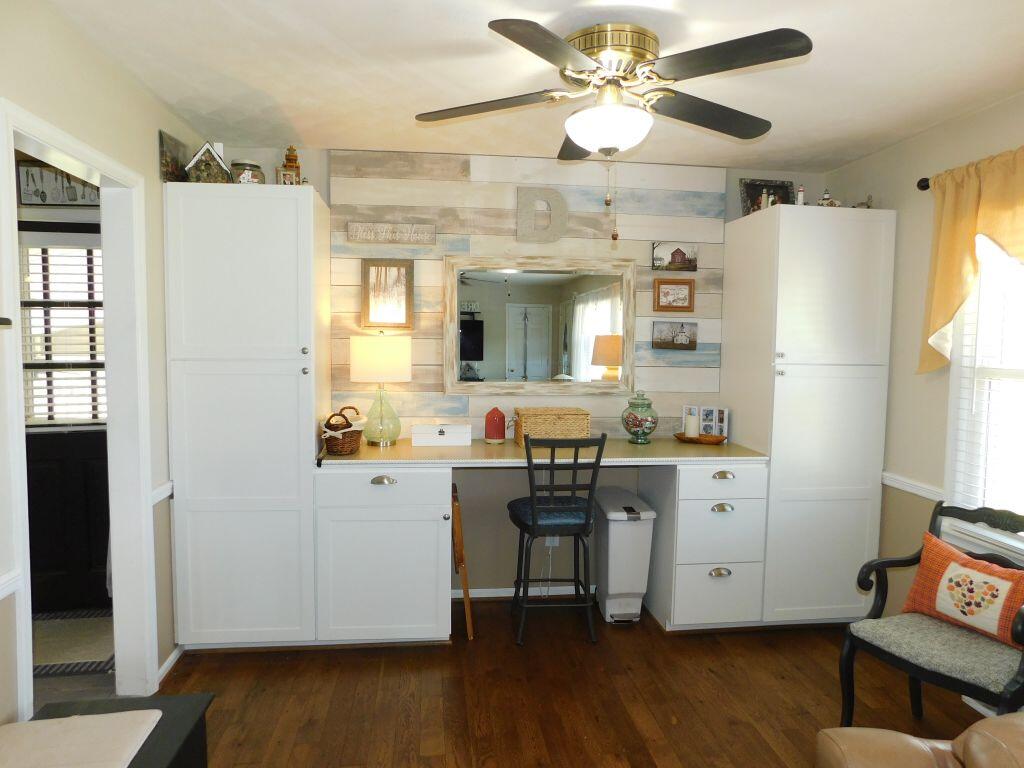 Roanoke, Virginia 24019, United States, 4 Bedrooms Bedrooms, ,3 BathroomsBathrooms,Residential,Pending,80445