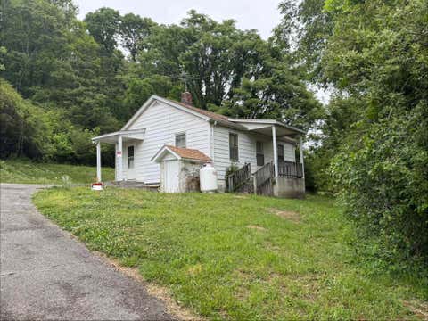 Condo For Sale - 111 Spring Hollow Rd<br/> Troutville, VA 24175