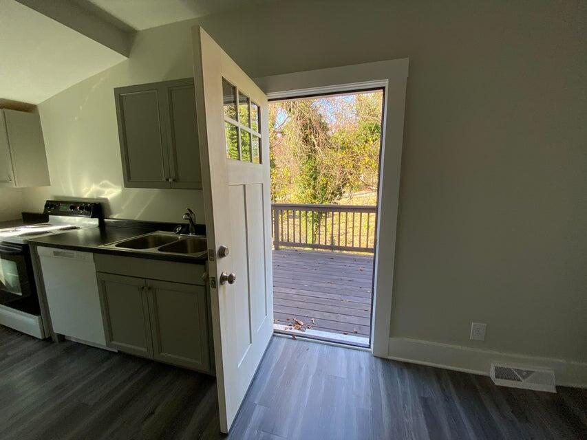 4705 Surrey Ave, Roanoke, Ohio image 13
