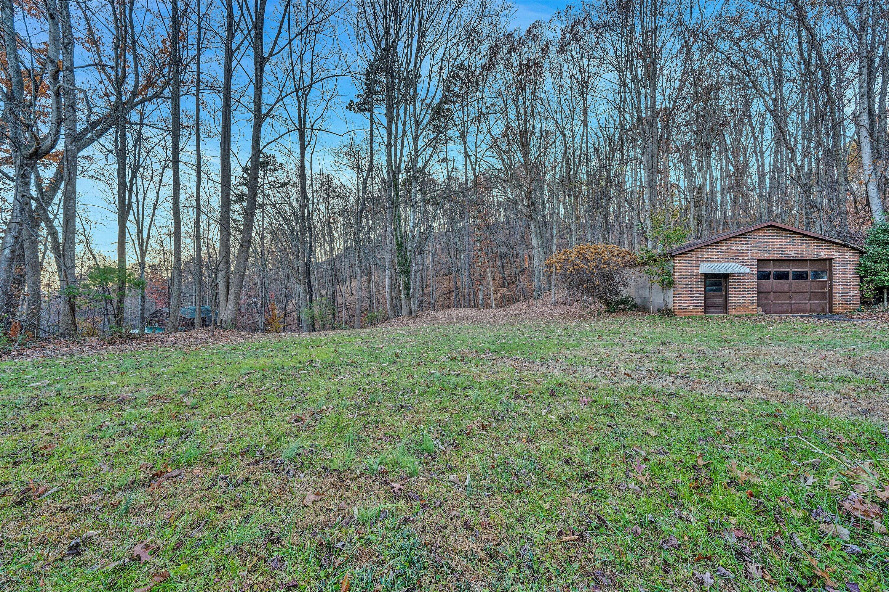 499 Ridge Rd, Collinsville, Virginia image 24