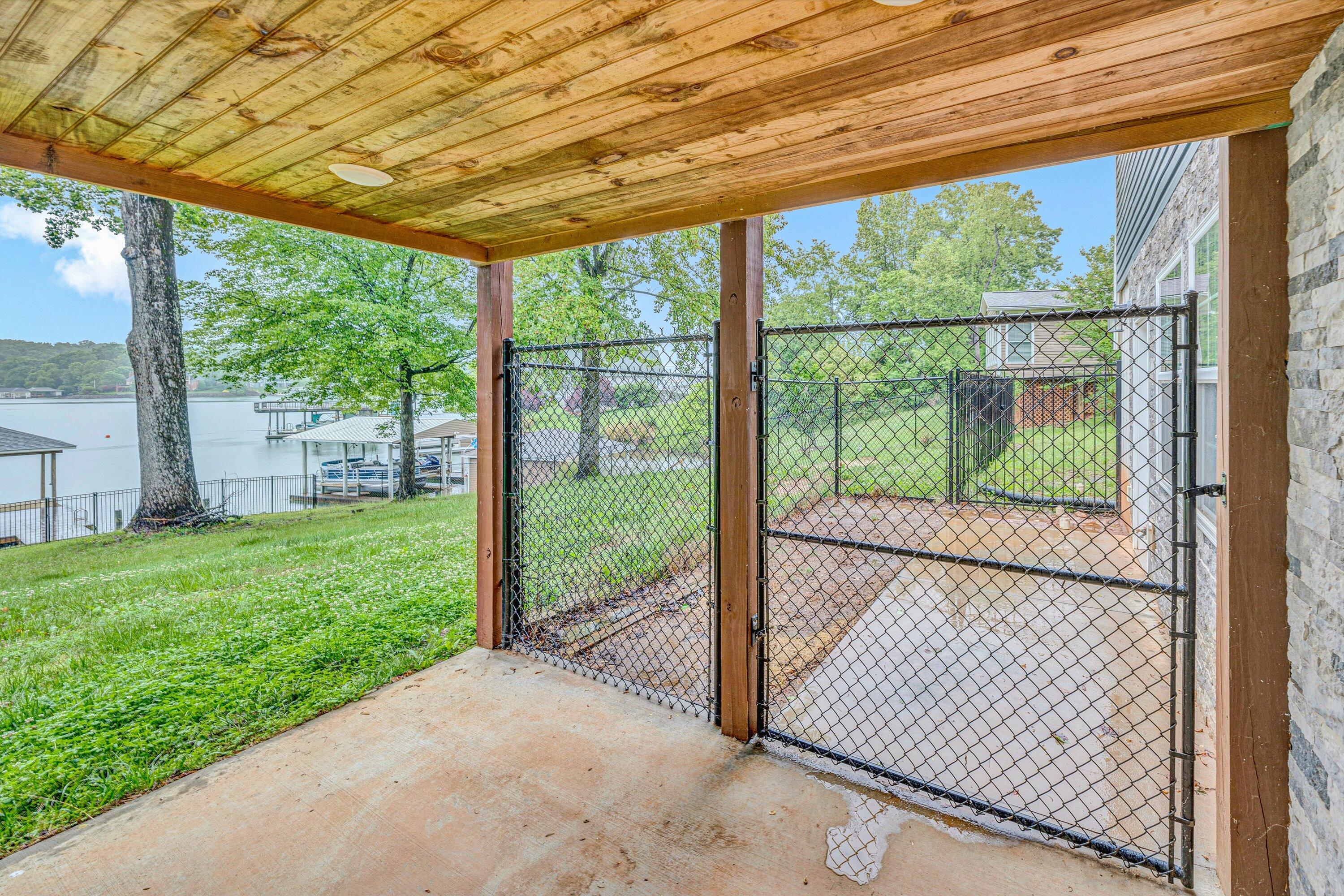 219 Emerald Point Pt, Penhook, Virginia image 36