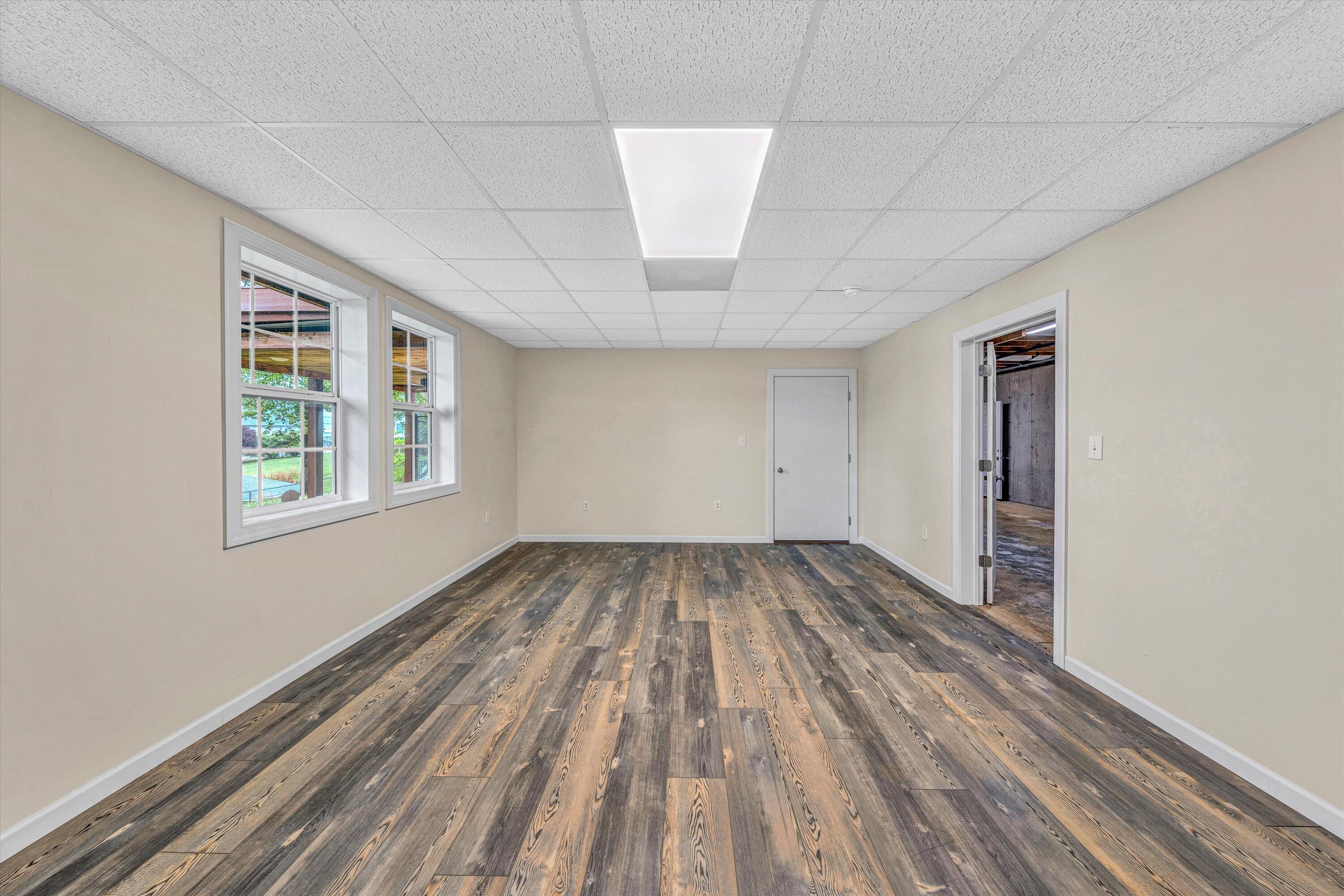 219 Emerald Point Pt, Penhook, Virginia image 33