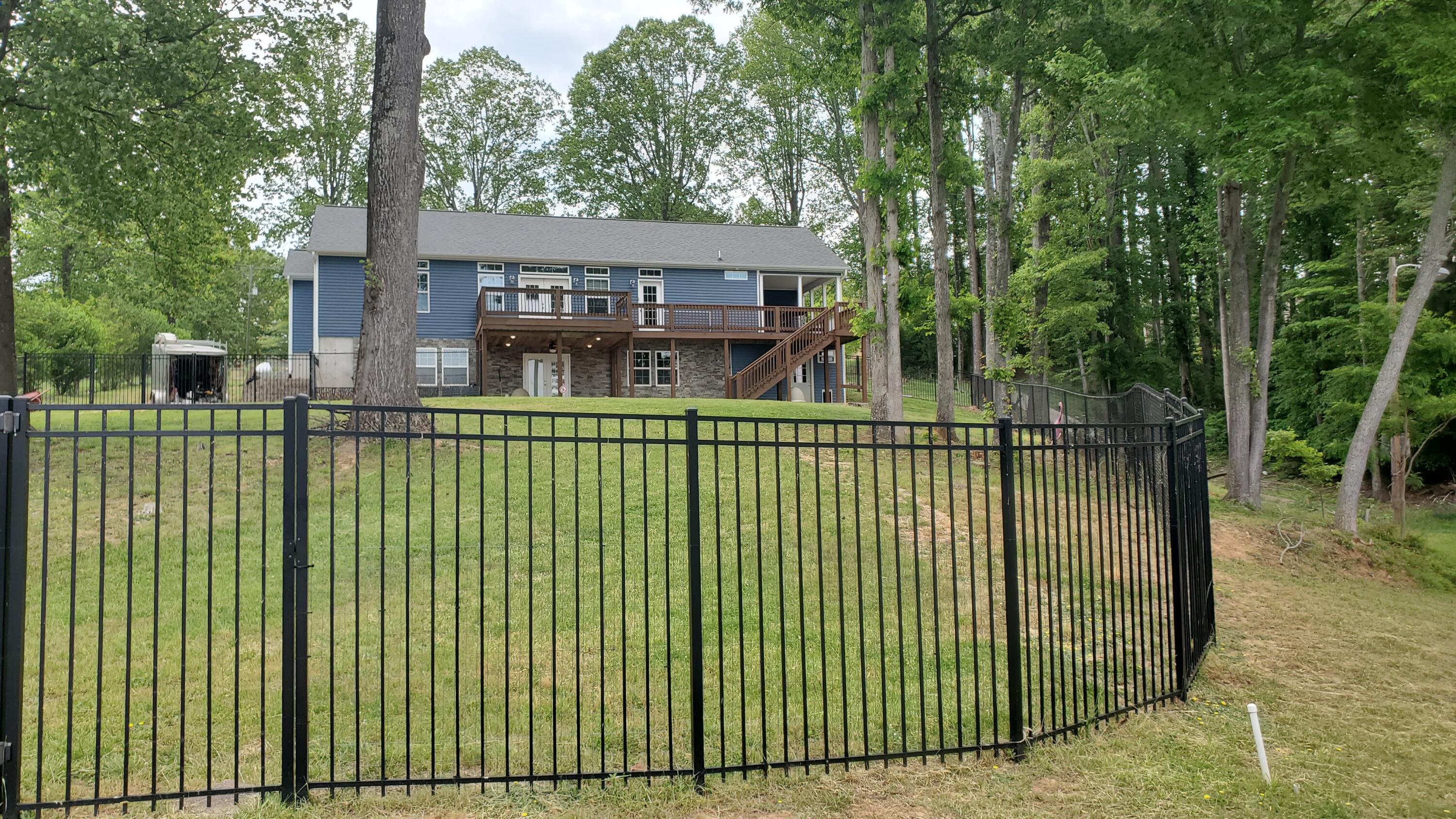 219 Emerald Point Pt, Penhook, Virginia image 1