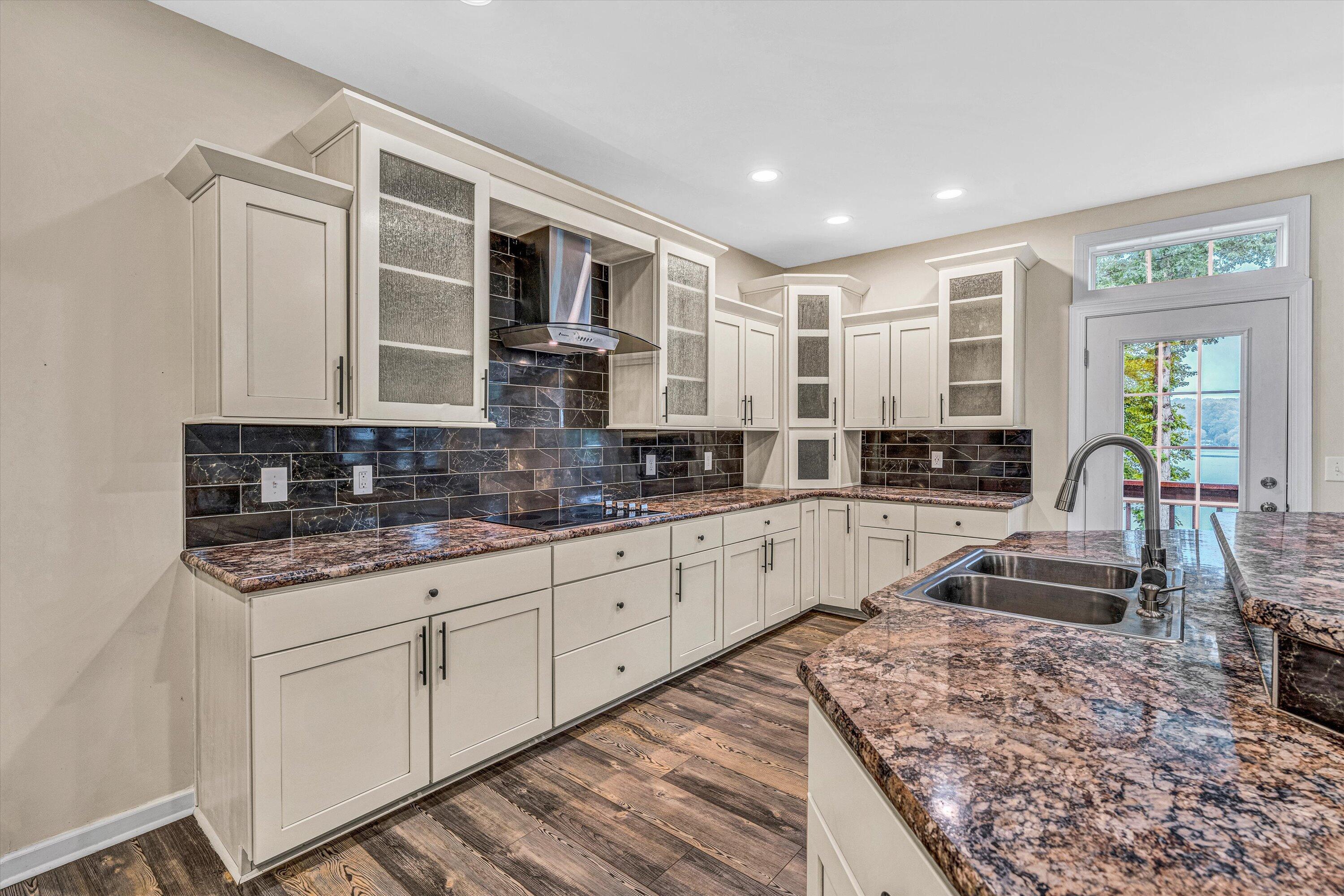 219 Emerald Point Pt, Penhook, Virginia image 15